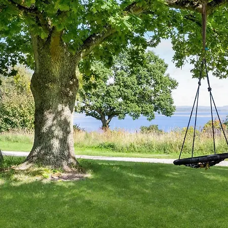 1 Bedroom Awesome In Hébergement de vacances *