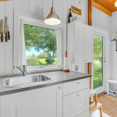 Hébergement de vacances 1 Bedroom Awesome In *